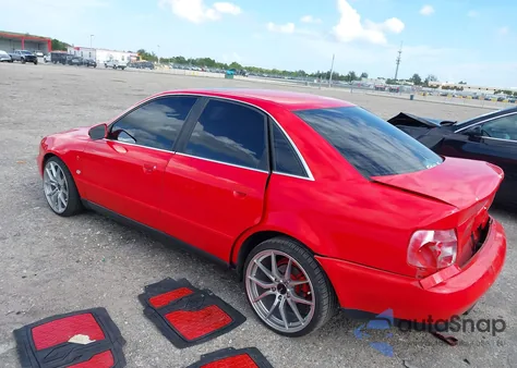 1997 Audi A4 2.8 z USA, uszkodzony, nr VIN WAUEA88D0VA021941